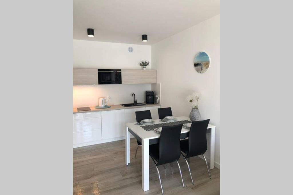Rewal Apartament "Panorama" Экстерьер фото